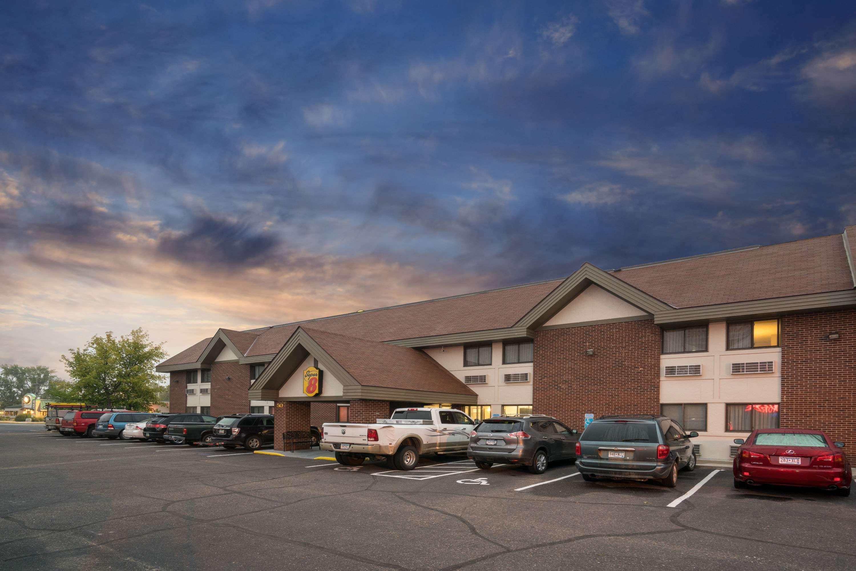 Super 8 By Wyndham St. Cloud Motel Екстериор снимка
