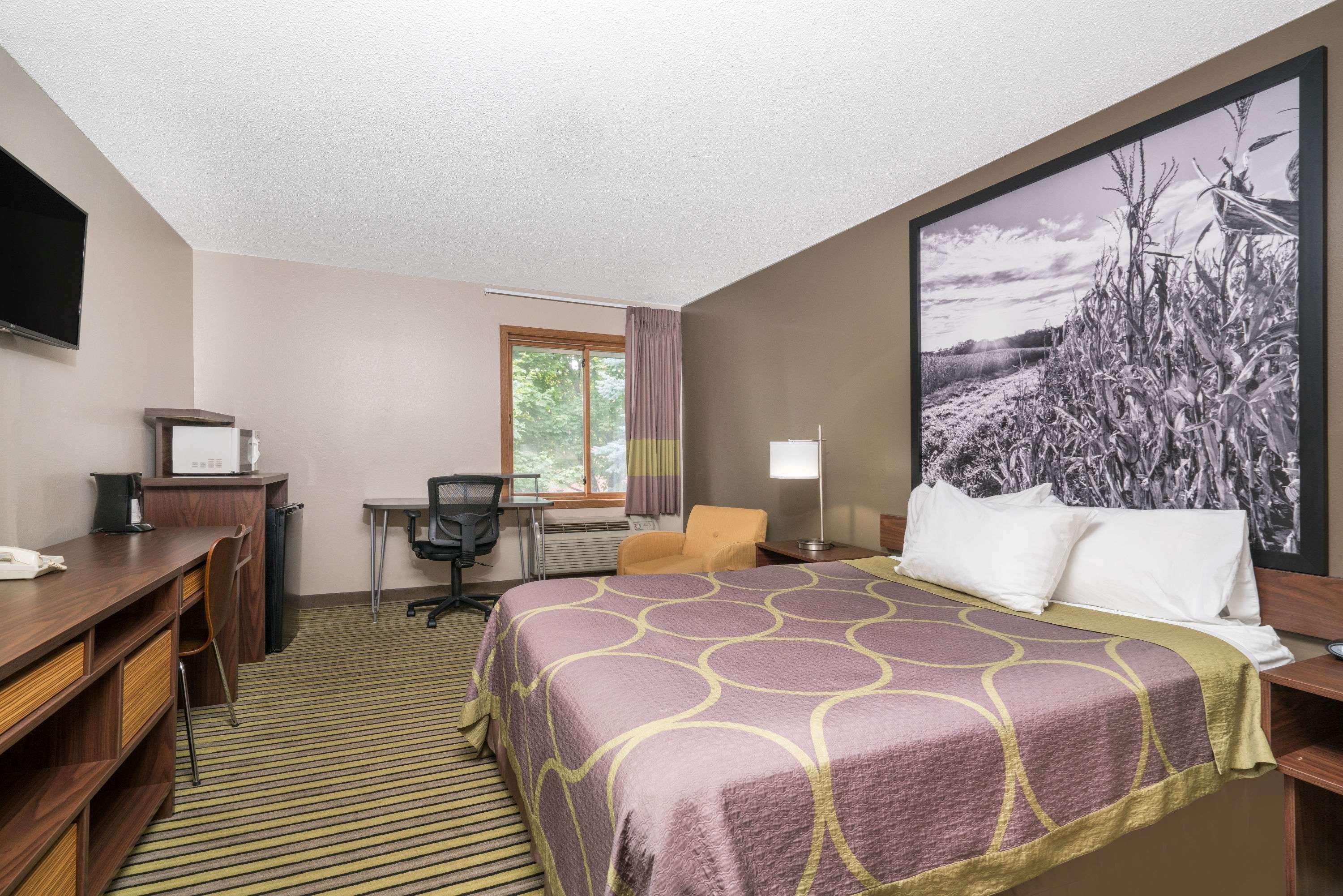 Super 8 By Wyndham St. Cloud Motel Екстериор снимка